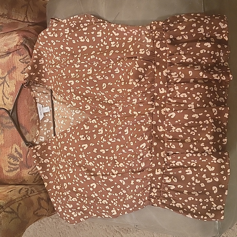 V-neck shirt